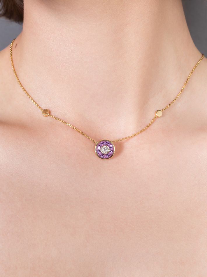 One collection 10mm amethyst pendant with yellow gold bezel 