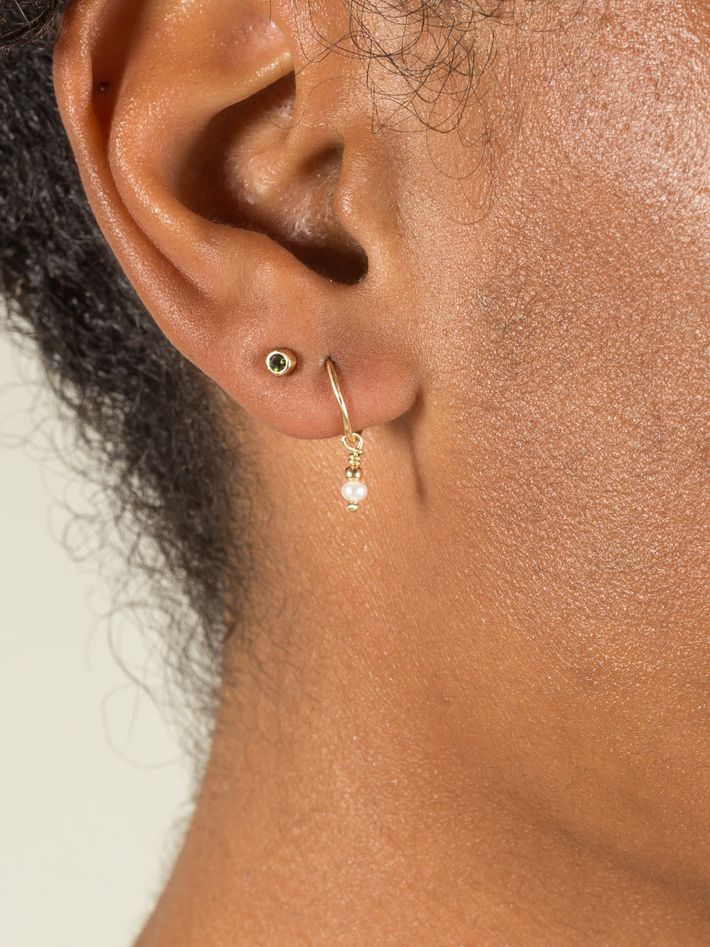 Gold dot earring