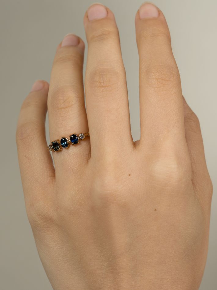 Circe sapphire ring