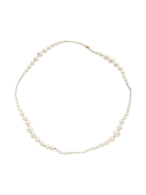 Pearl necklace long photo