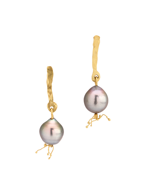 Ondine black pearls earrings photo