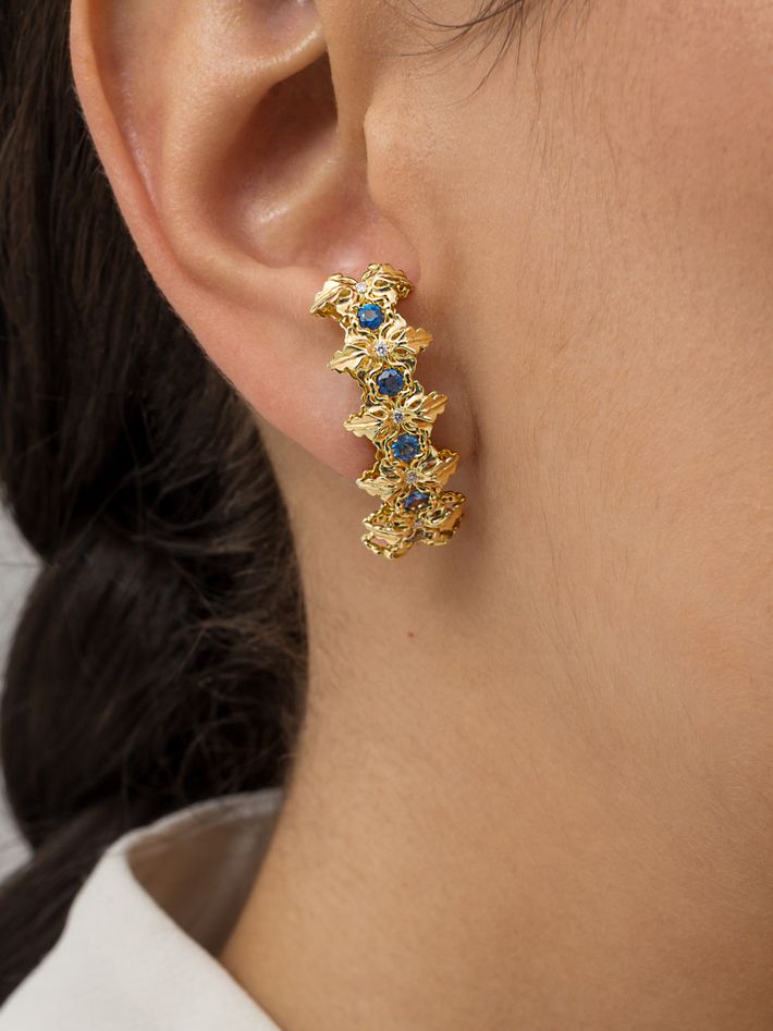 Majestica bar earrings