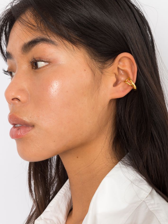 Initial ear cuff by Charlotte Chesnais | Finematter