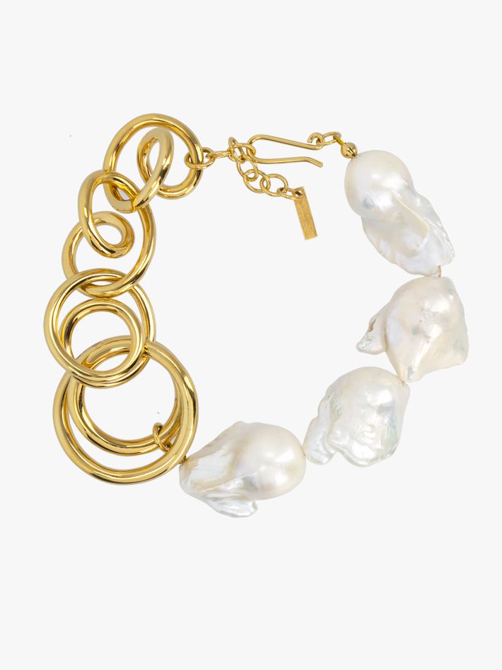 Who's in charge? pearl bracelet