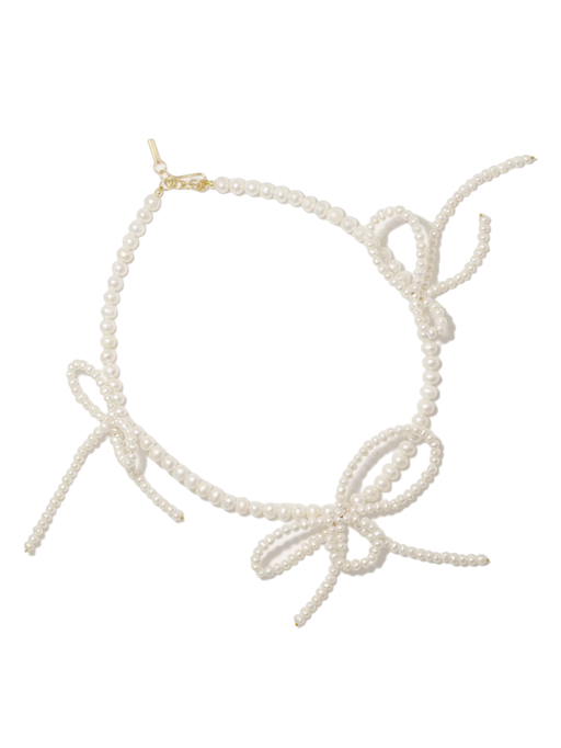 Loop‐the-loop necklace photo