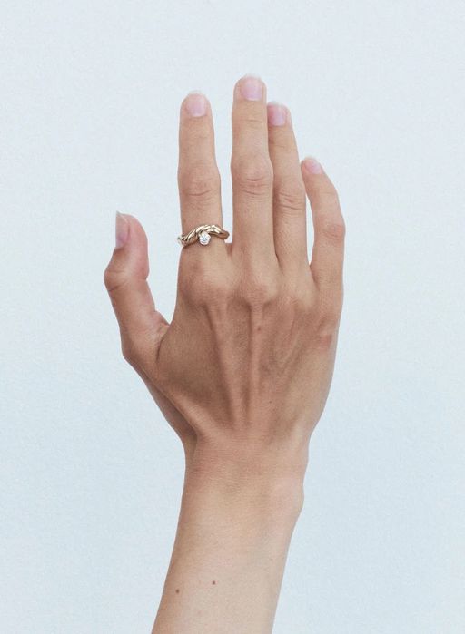 Curva grande diamond ring photo