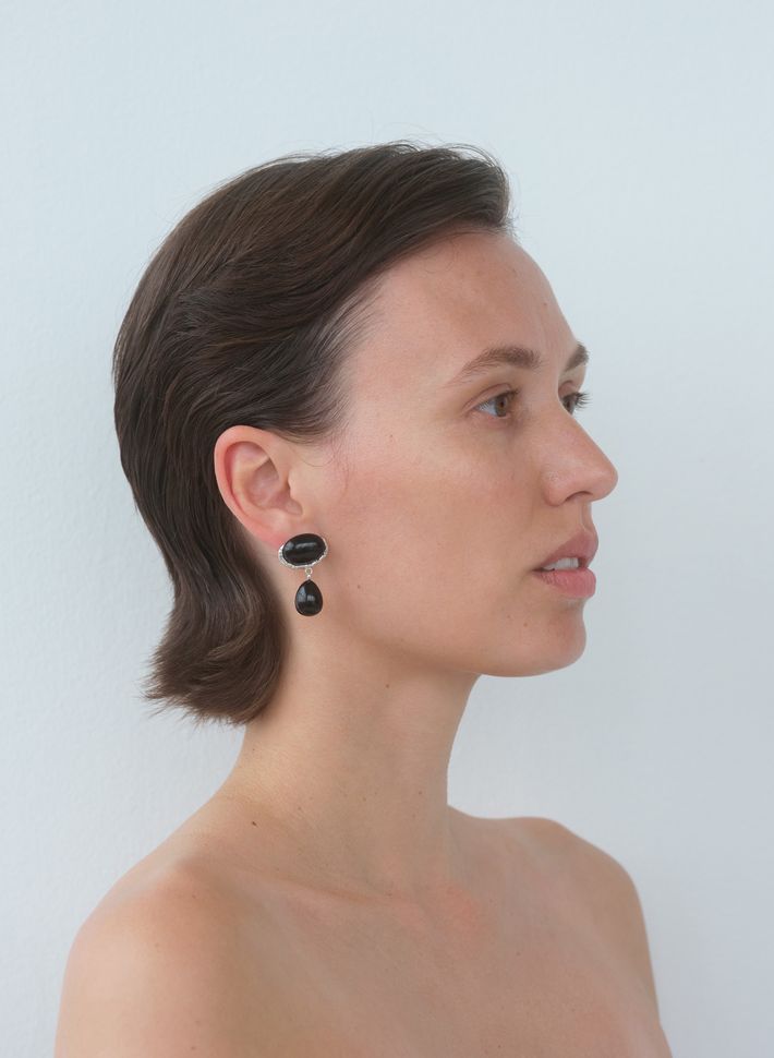 Embleme onyx earrings