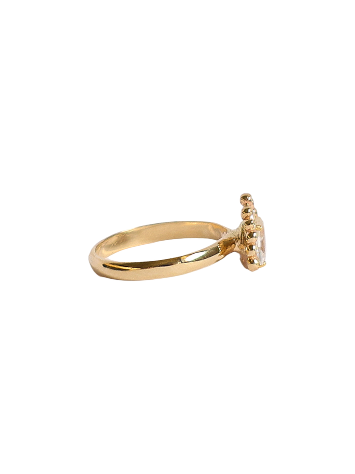 Hathor ring with sapphire and diamond - solid gold