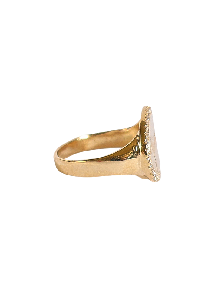 Peristera ring with white diamond - solid gold