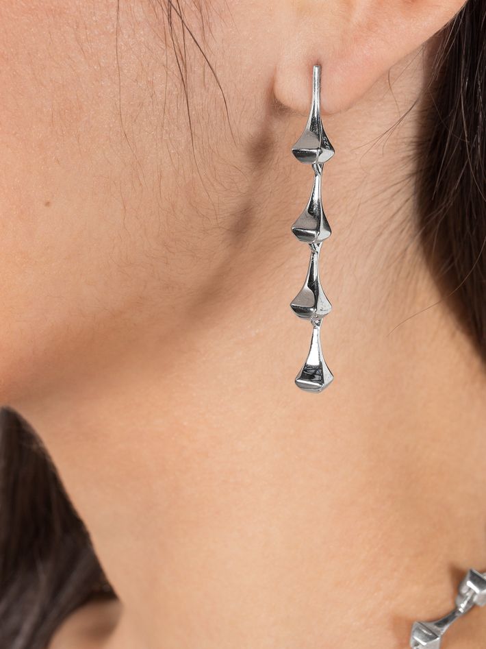Amazon drop earrings silver