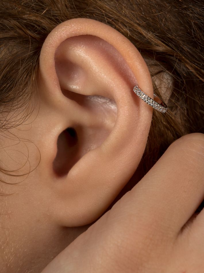 Eco-fine ear cuff white gold with white diamonds