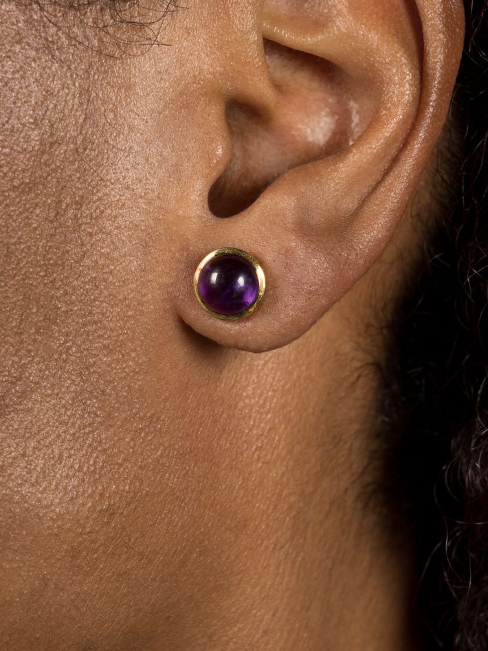 Amethyst cabochon earring on posts