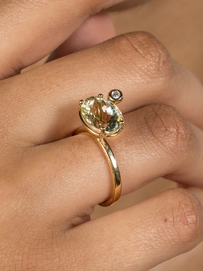 Golden beryl and diamond stack ring