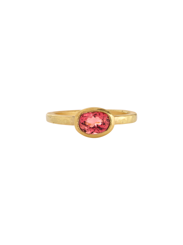 18kt yellow gold 0.93ct pink tourmaline ring