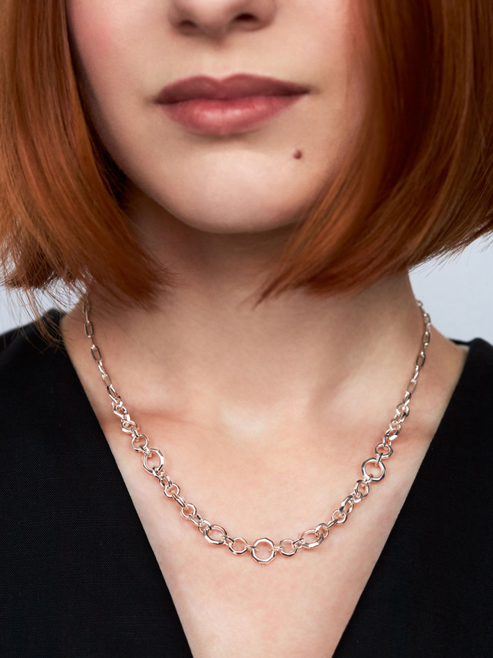 Thalassa link necklace