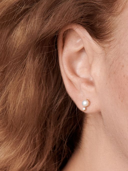 Shuga diamond double pearl studs photo