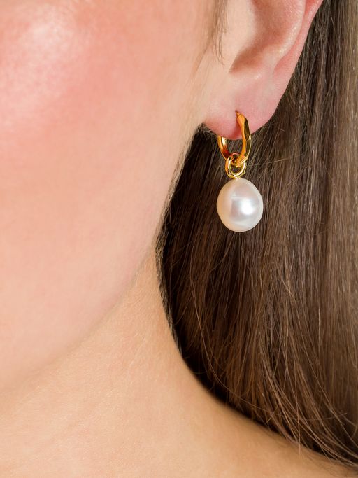 Thalassa keshi baroque pearl drop hoops photo