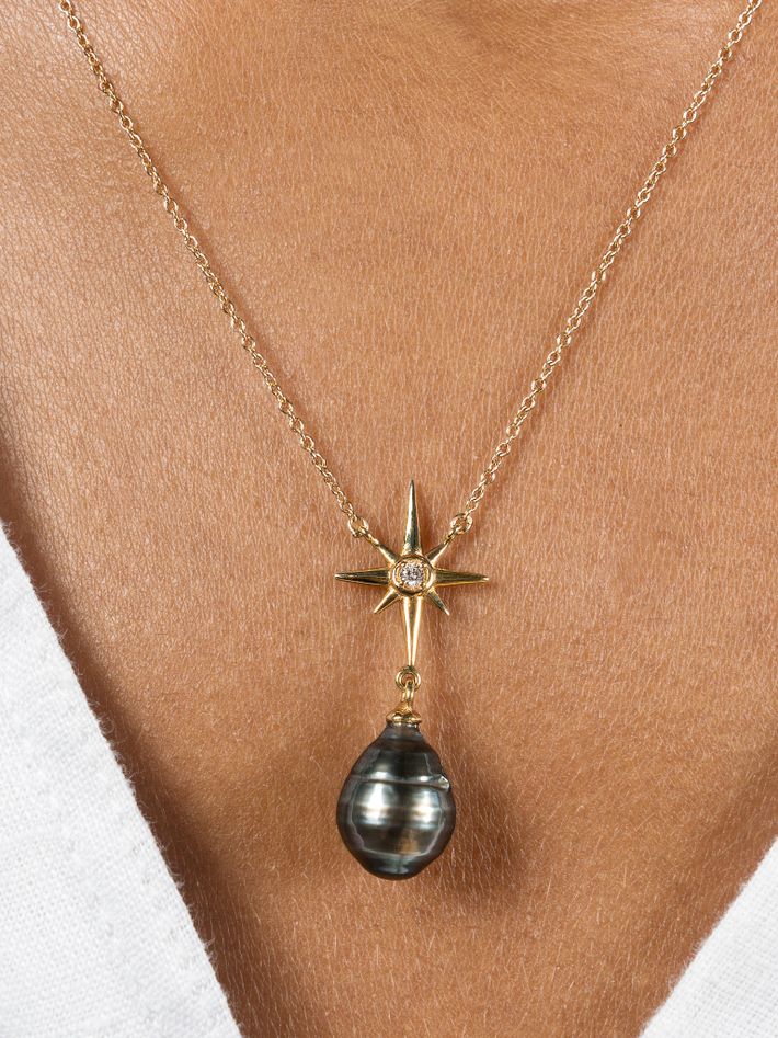 14k gold north star pendant with tahitian pearl