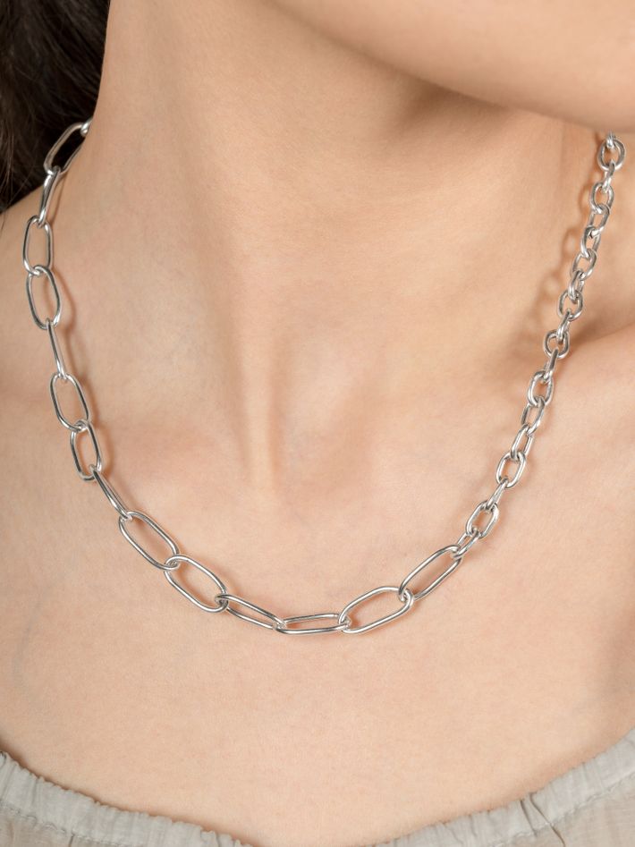 Chain necklace 01