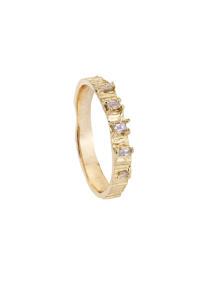 Bark 3mm gold with baguette diamonds 14ct gold