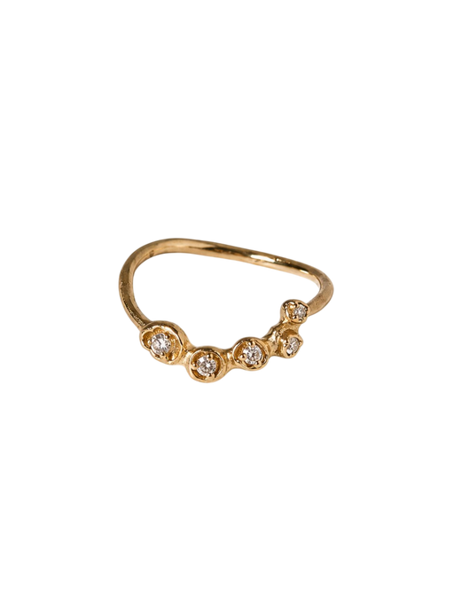 The Konvalia Ring 18kt Yellow Gold & Diamonds photo