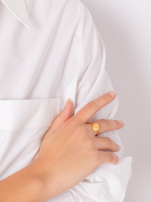 Chorevontas ginekes ring photo