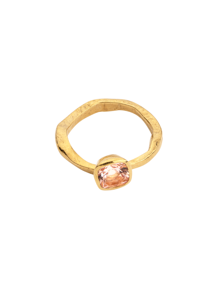 18K Wandering morganite cushion solitaire 