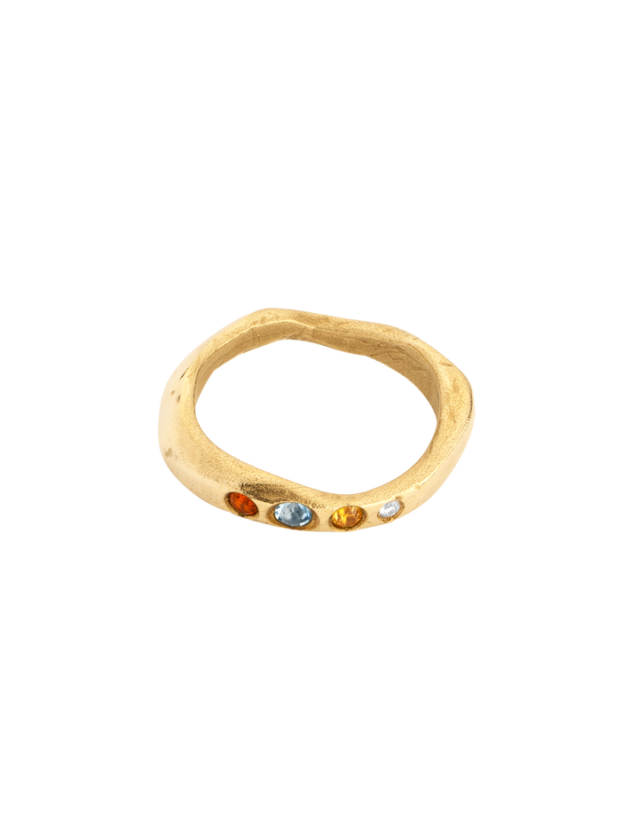 Wave ring with gemstones