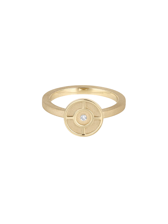 Compass ring with white diamond
