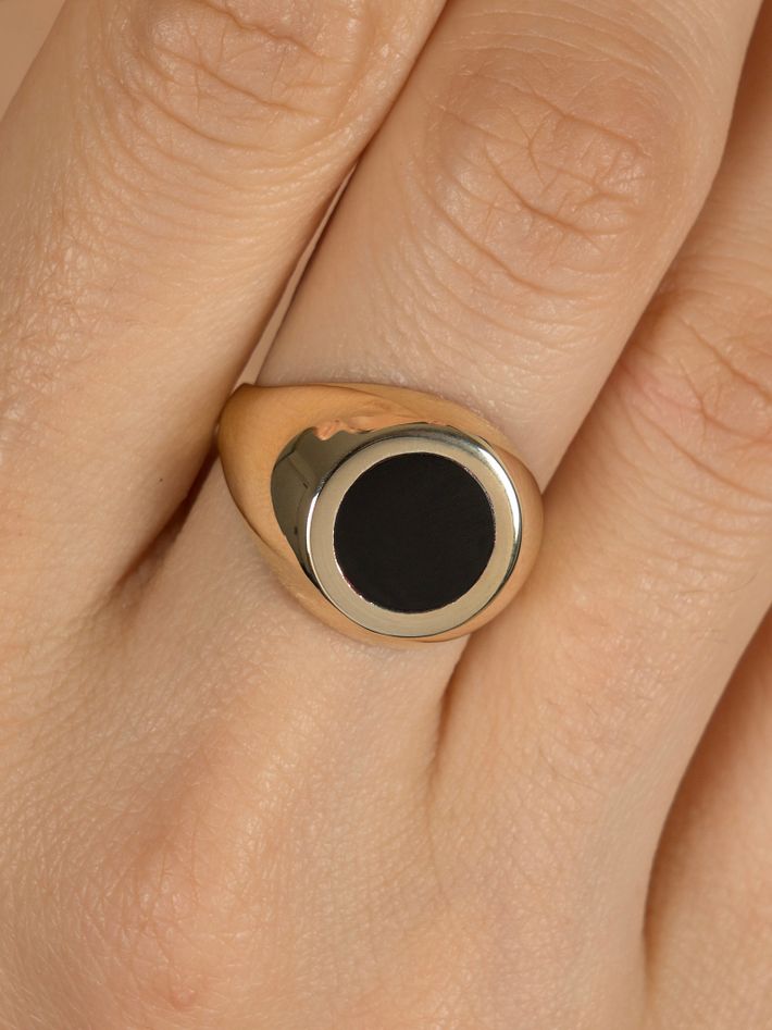 Black hole ring