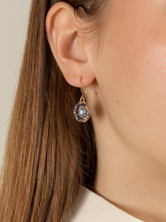 Mini lunar earrings