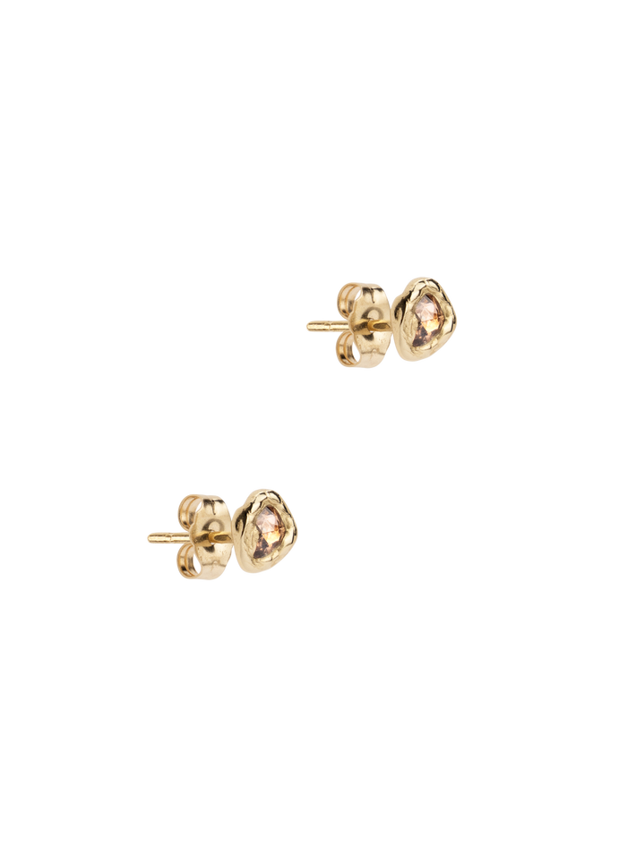 Mirage studs