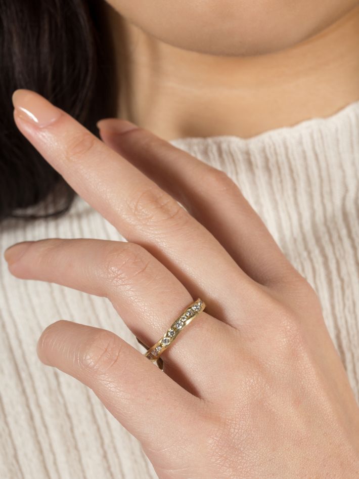 Bright white channel ring