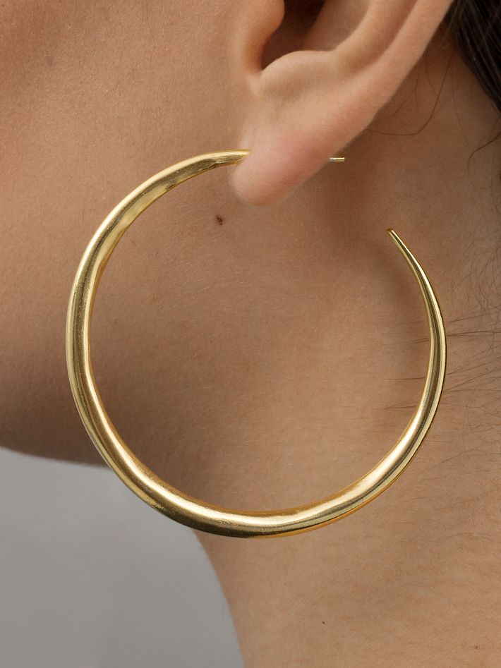 Large gold chenier hoop earrings
