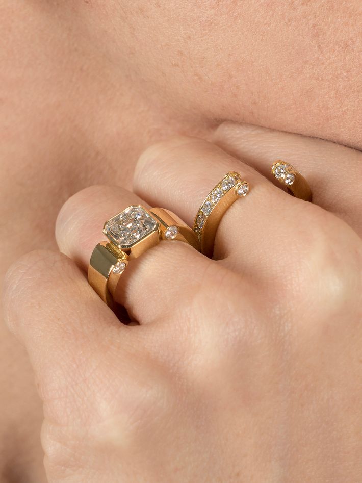 Axle diamond ring