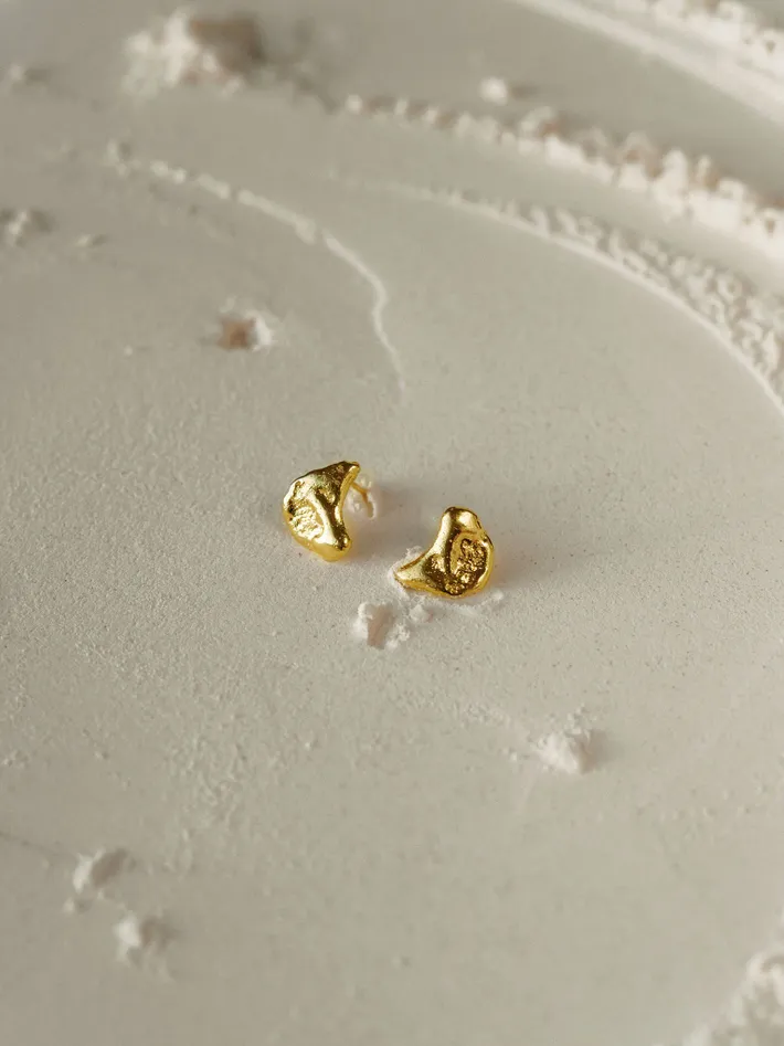 Talisman half moon earrings 14 ct gold