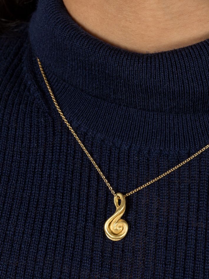 Volute necklace