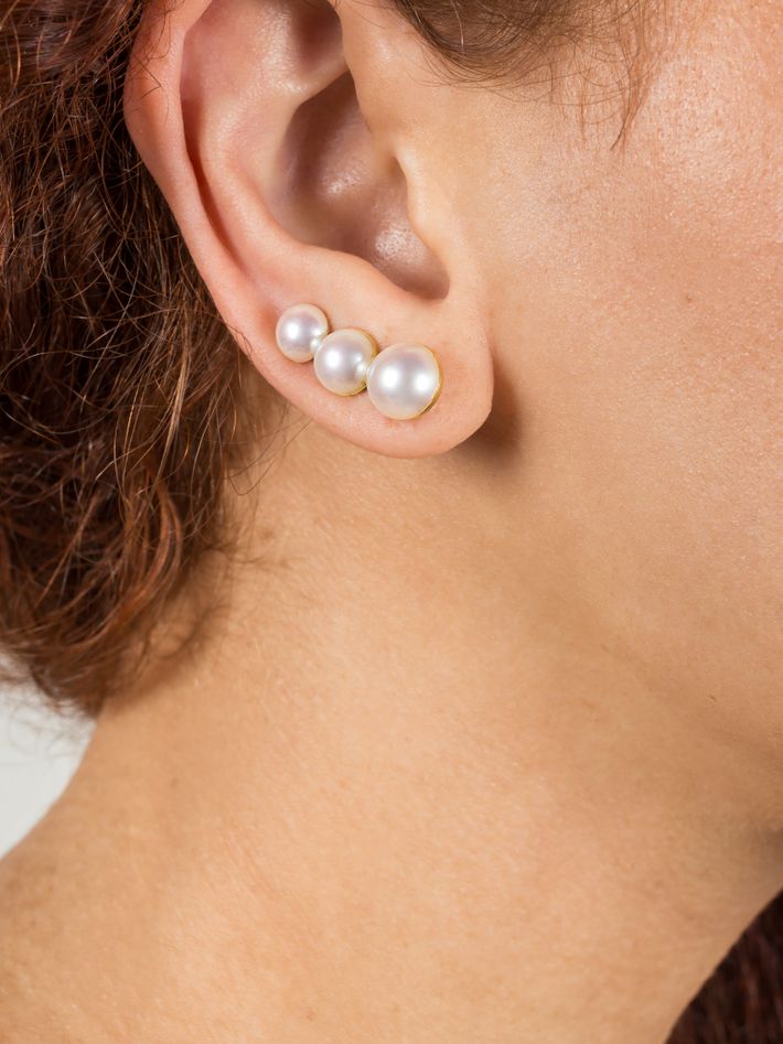 Vera ear cuff with 3 pearls