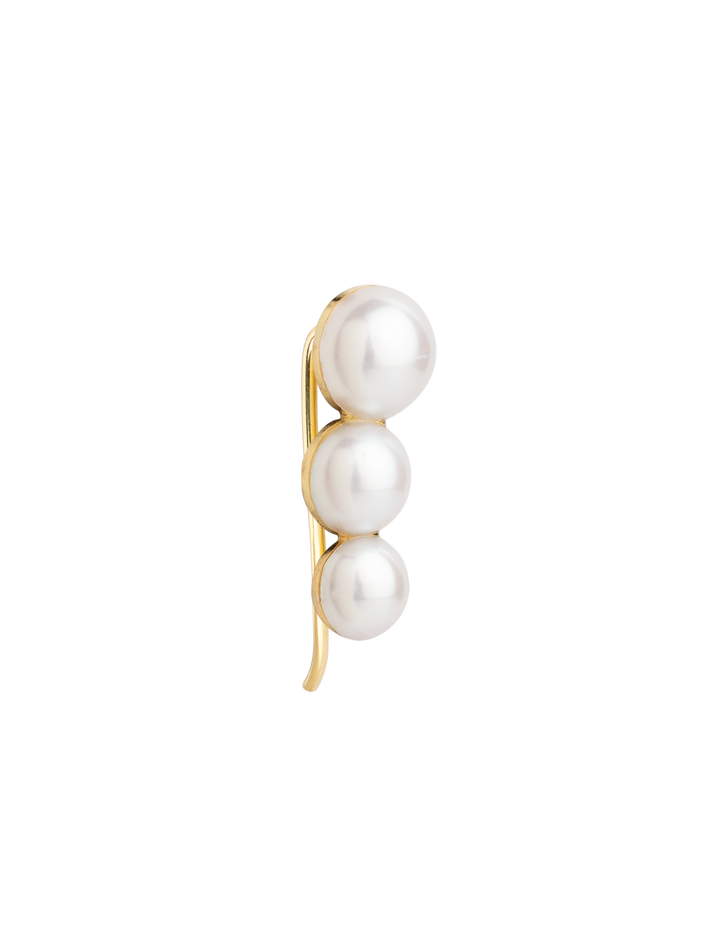 Vera ear cuff with 3 pearls