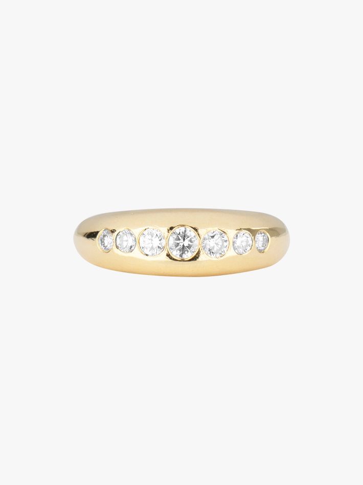 Small balloon ascending diamonds ring