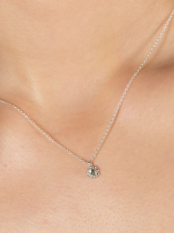 Sapphire cluster pendant necklace