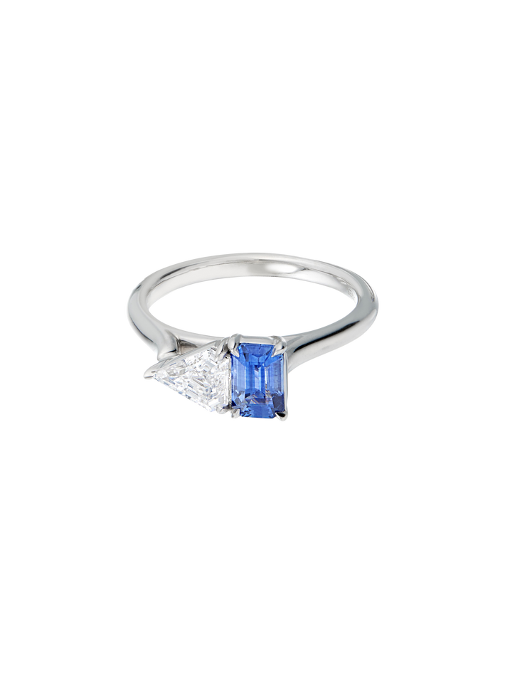  Blue sapphire & diamond toi et moi alternative engagement ring