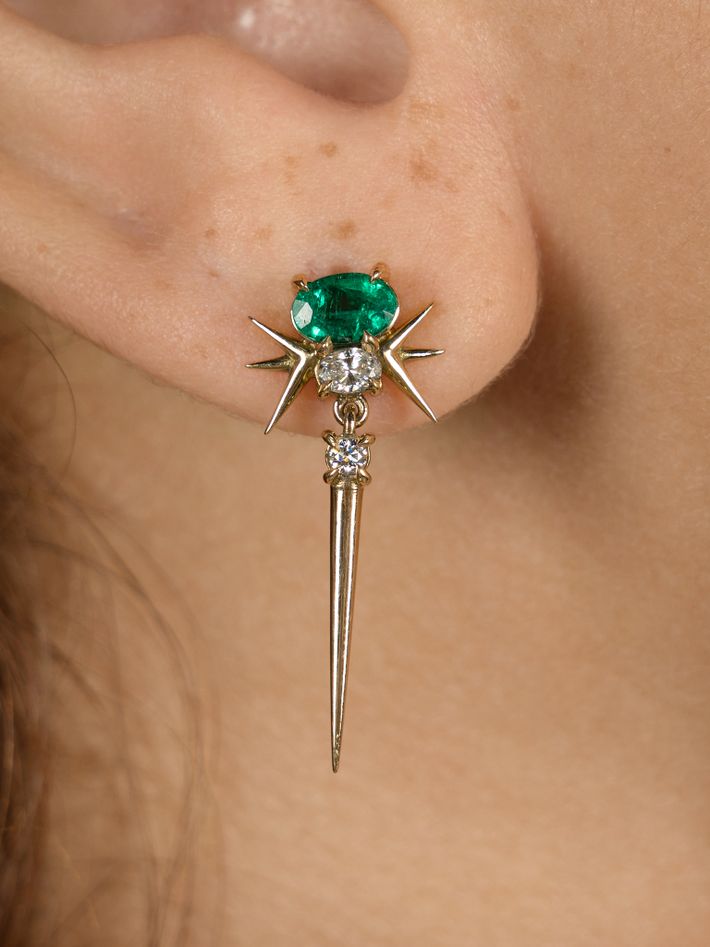 18ct yellow gold muzo emerald & diamond spike drop earrings 