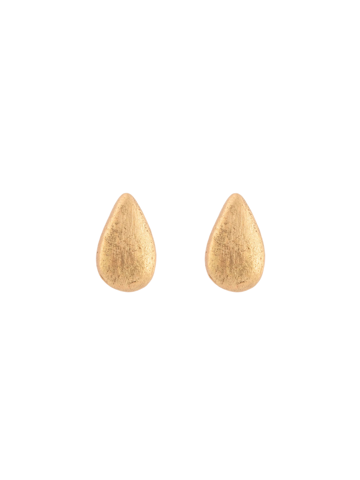 Sara pear studs