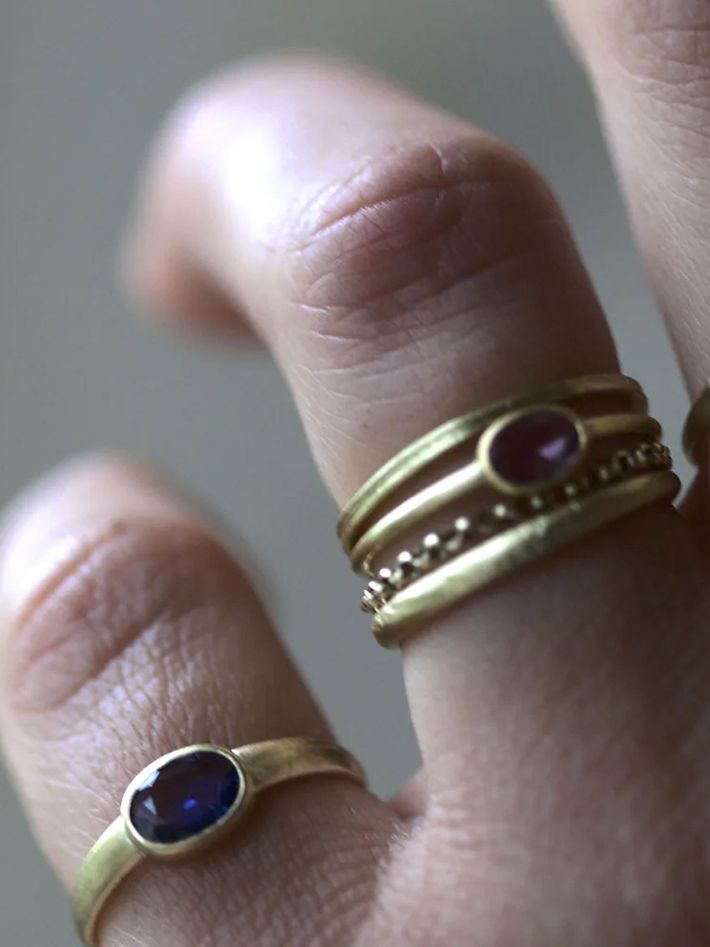 Blue sapphire parisa ring