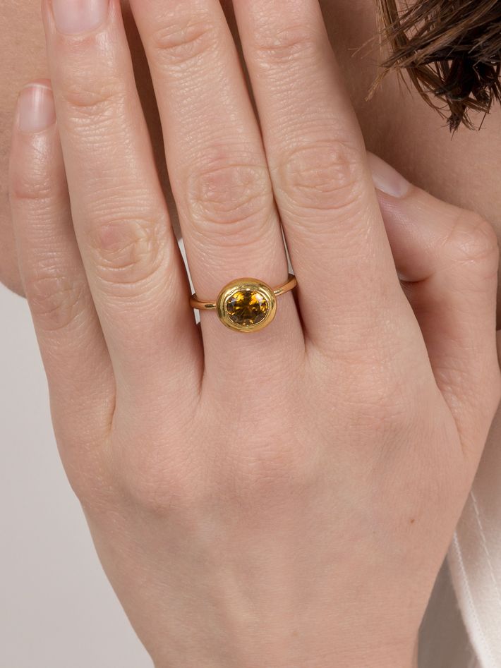 Munnu ji's seed ring in honey spinel