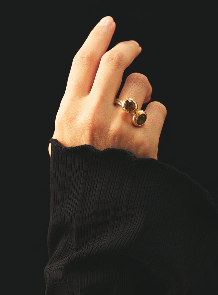 Munnu ji's seed ring in honey spinel