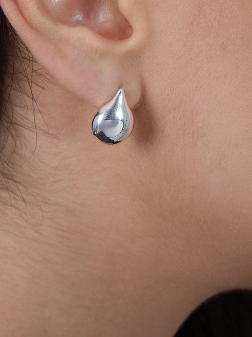 Drop earrings photo