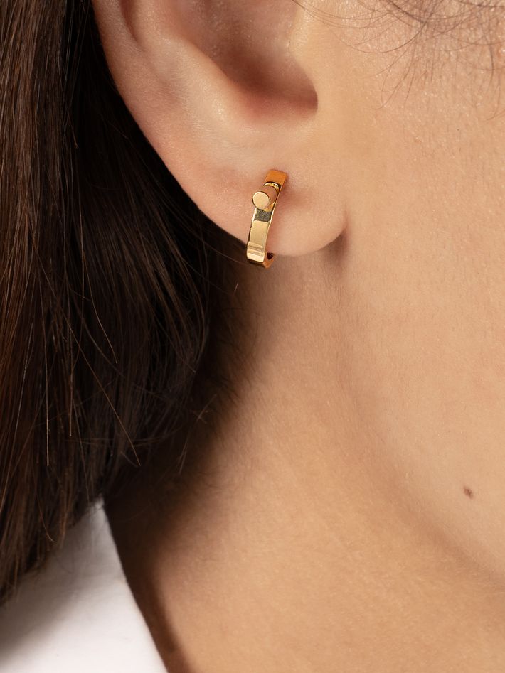 Chikka medium earrings with gold pins