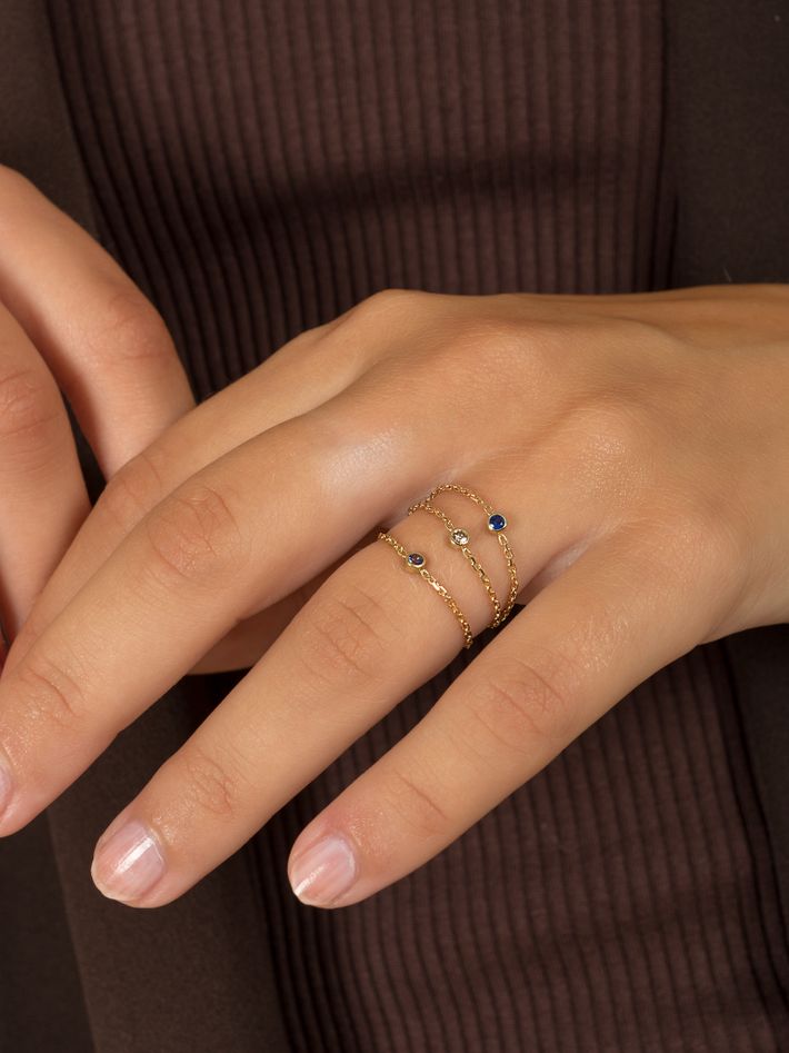 Blue sapphire chain ring